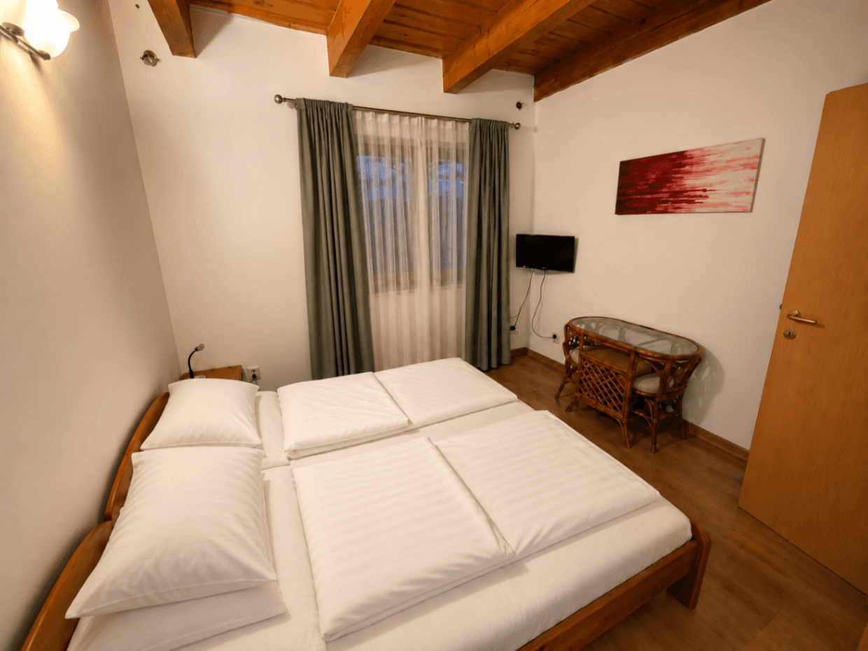 Huis in Győrszentiván, Hongarije – BixBuz advertentie (111)