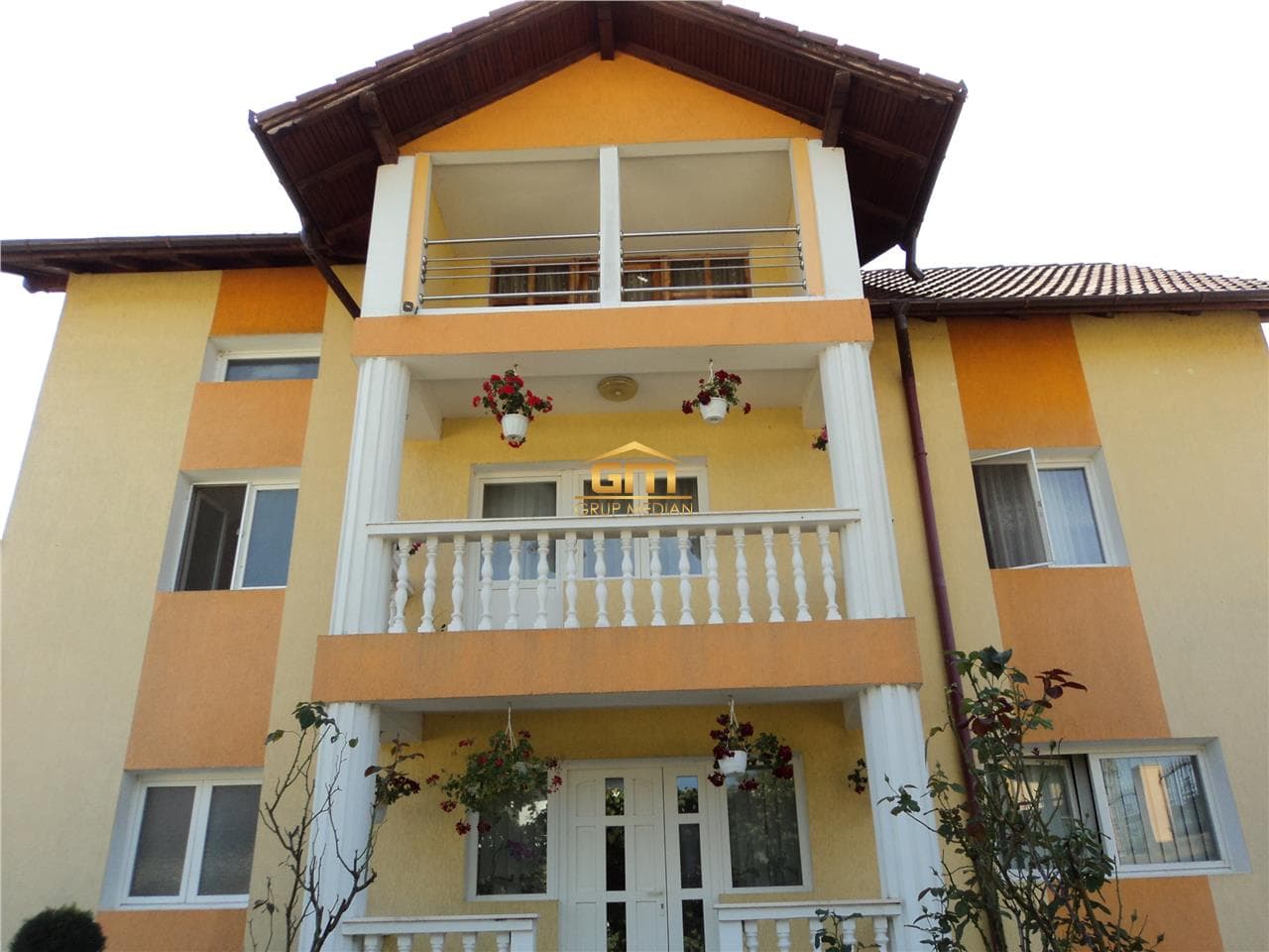 Huis in Bujoreni, Roemenië – BixBuz advertentie (104)