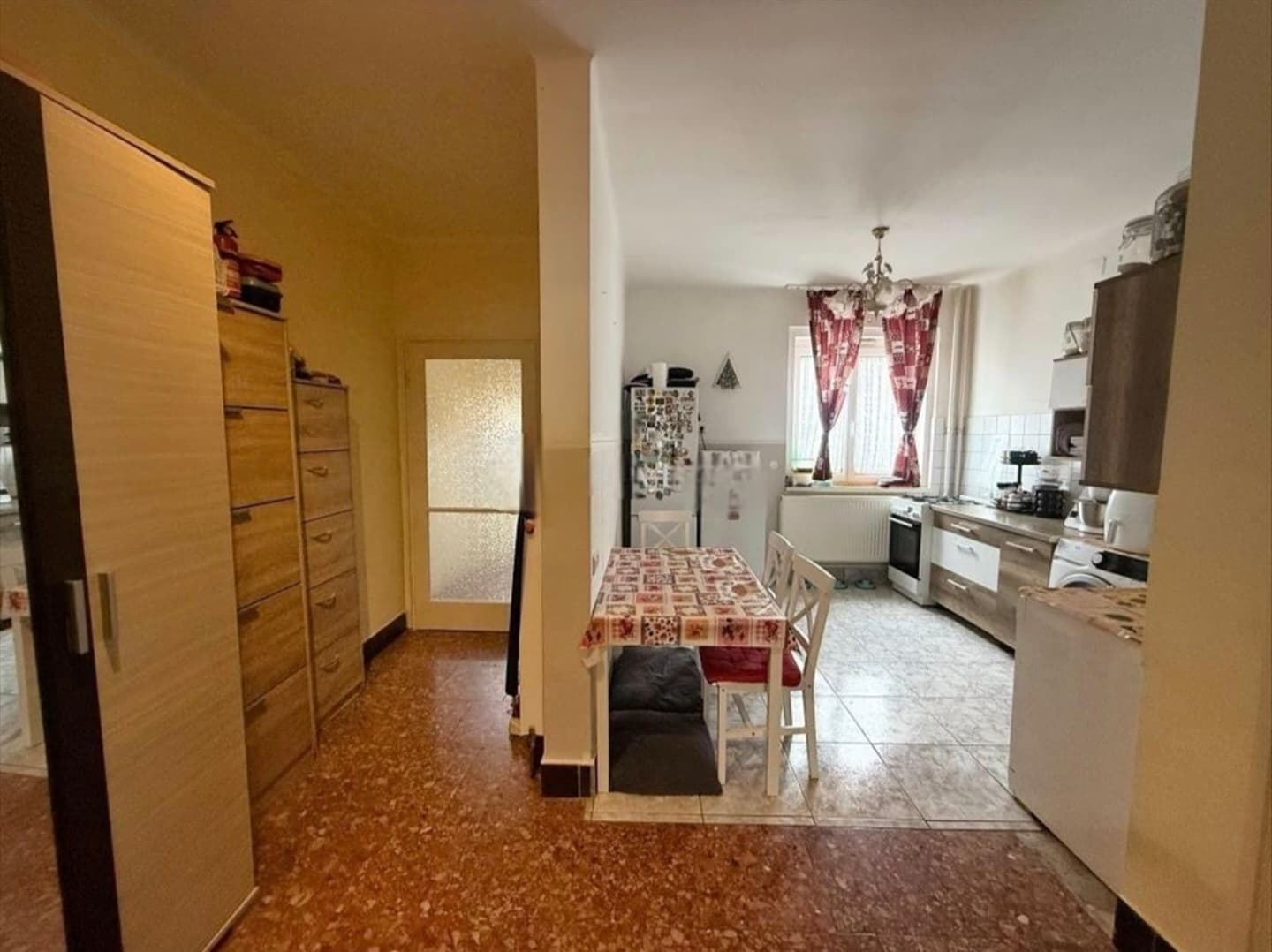 Huis in Székesfehérvár, Hongarije – BixBuz advertentie (105)